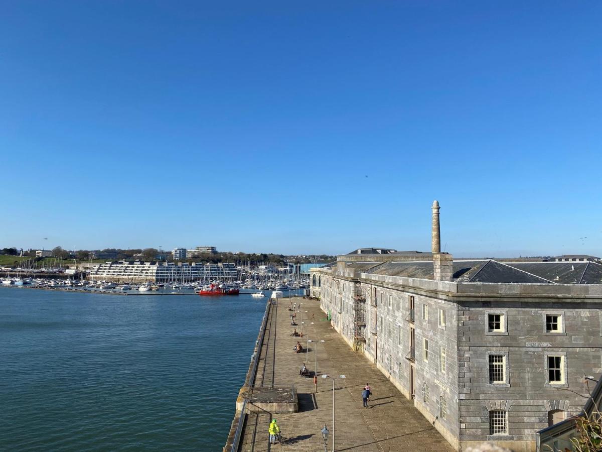 Buckingham Place At The Royal William Yard พลีมัธ ภายนอก รูปภาพ